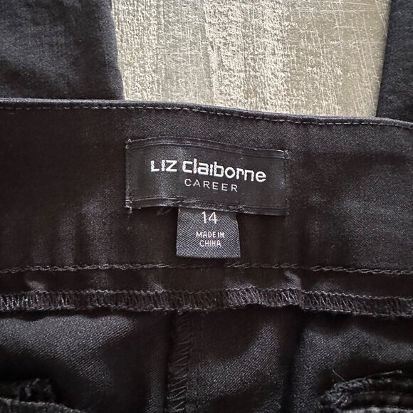 Liz Claiborne Career Women’s Black Pants Size 14 Pull-On Stretch Trousers Ankle - Picture 4 of 7